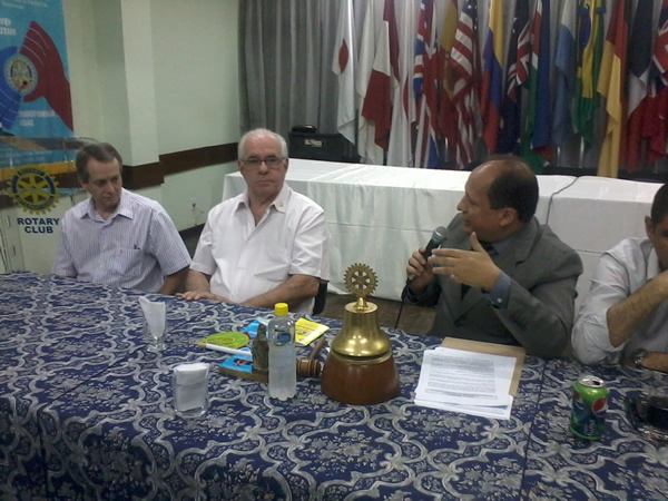Ricardo Guerrero (Diretor da CT&G), Napoleão Guarnieri (Governador Assistente do Distrito 4580 do Rotary International) e Sidney Marcel Lara Ferreira (presidente do Rotary Club Juiz de Fora); Ricardo Guerrero (Diretor da CT&G), Napoleão Guarnieri (Governador Assistente do Distrito 4580 do Rotary International) e Sidney Marcel Lara Ferreira (presidente do Rotary Club Juiz de Fora);